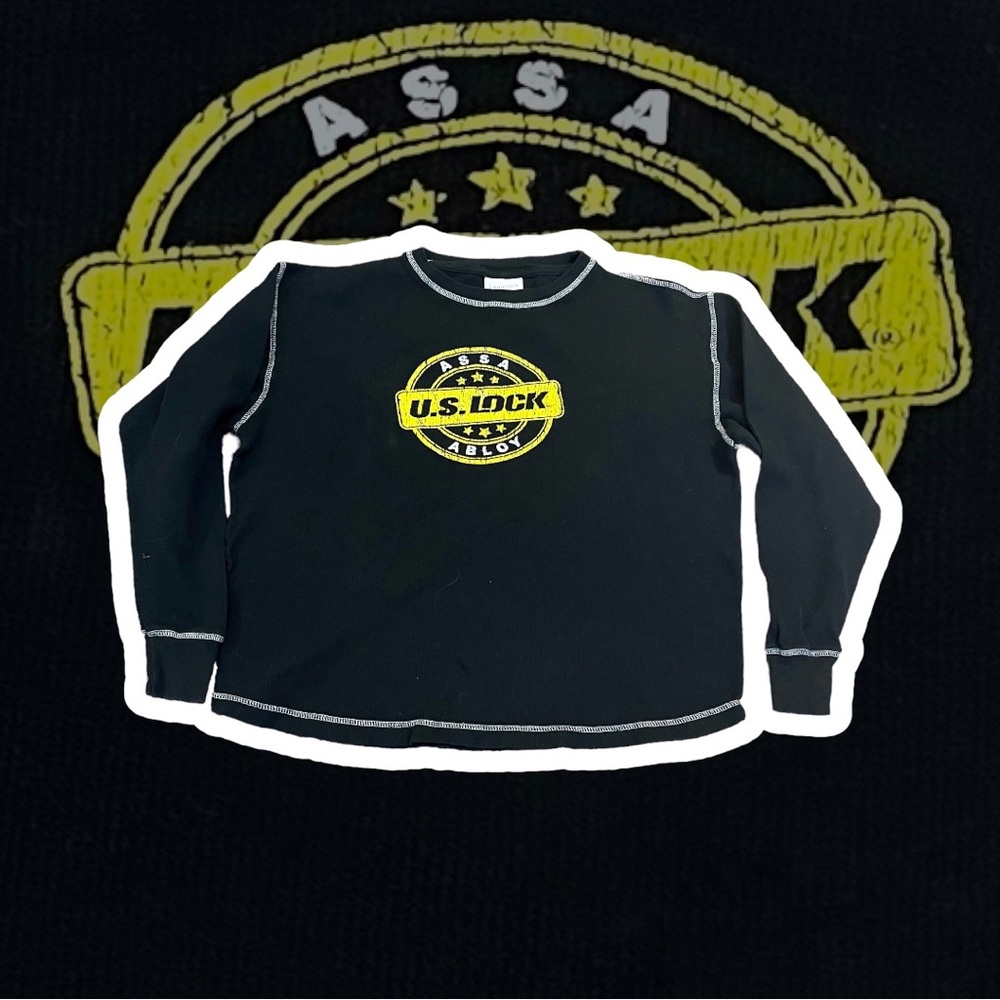 Vintage J-America black and yellow exposed stitching US lock shirt